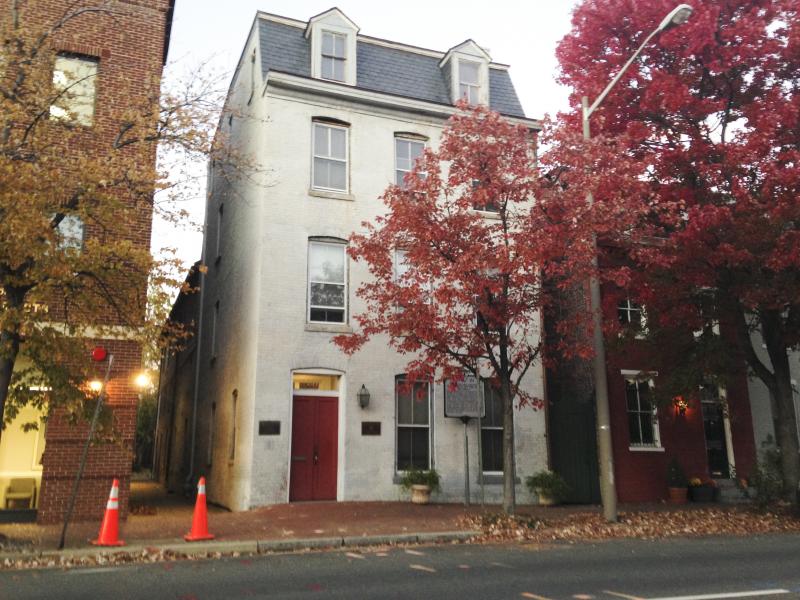 Formerly known as the Alexandria Slave Pen, this ashen gray row house in Alexandria, Va., once housed one of the country's largest slave-dealing firms. Formerly known as the Alexandria Slave Pen, this ashen gray row house in Alexandria, Va., once housed one of the country's largest slave-dealing firms.