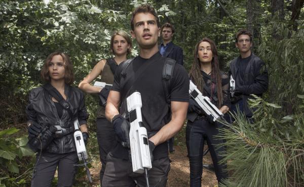 From left to right: Christina (Zoe Kravitz), Tris (Shailene Woodley), Four (Theo James), Caleb (Ansel Elgort), Tori (Maggie Q) and Peter (Miles Teller) in The Divergent Series: Allegiant. From left to right: Christina (Zoe Kravitz), Tris (Shailene Woodley), Four (Theo James), Caleb (Ansel Elgort), Tori (Maggie Q) and Peter (Miles Teller) in The Divergent Series: Allegiant.