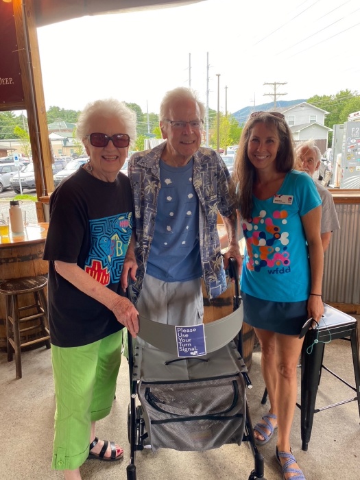 A WFDD employee poses for a picture during a Summer Bar Meetup event.