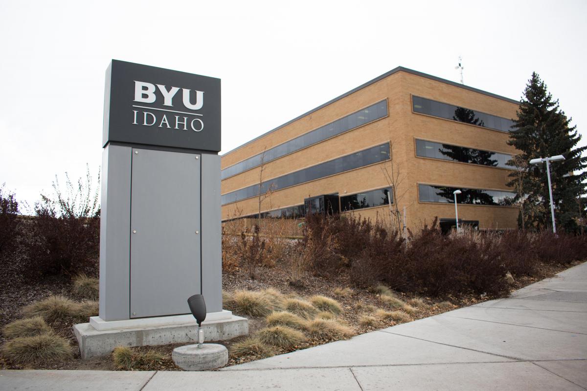 Reversing Course, Idaho Campus Lets Students Use Medicaid