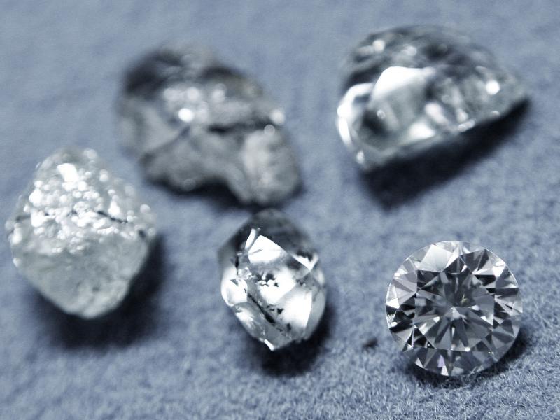 Diamonds at a workshop in Antwerp. (2009 file photo.) Diamonds at a workshop in Antwerp. (2009 file photo.)