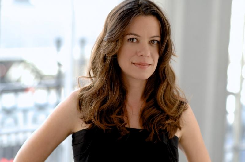 Novelist Sara Gran also writes for the HBO show Southland. Novelist Sara Gran also writes for the HBO show Southland.