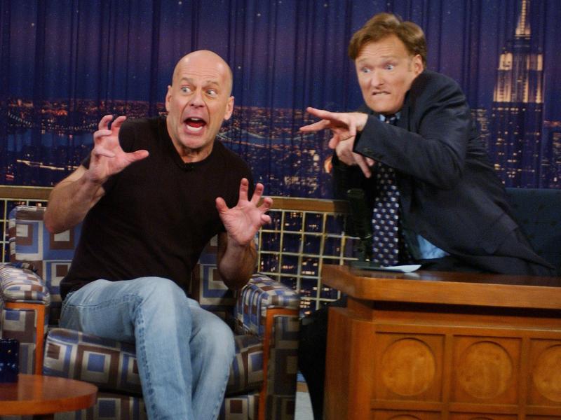 Conan O'Brien interviews Bruce Willis in a 2005 episode of Late Night With Conan O'Brien. Conan O'Brien interviews Bruce Willis in a 2005 episode of Late Night With Conan O'Brien.