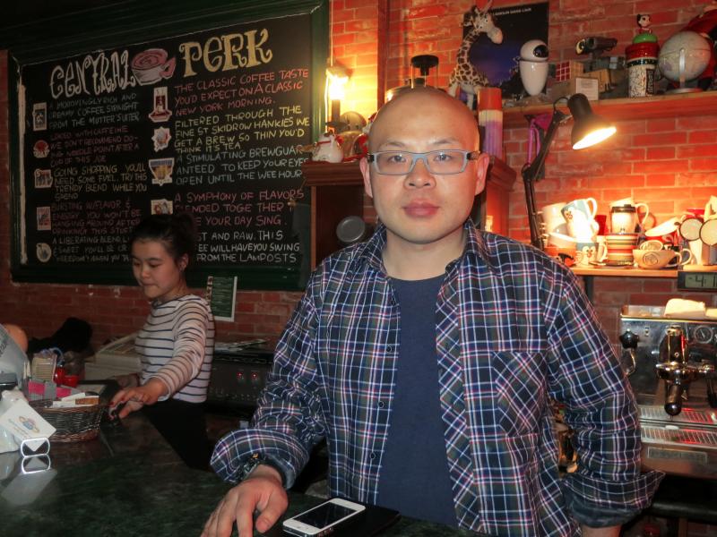 Du Xin, the "Chinese Gunther," owns Central Perk in Beijing. That's not all he has in common with Gunther on the show. "I love Rachel," he sighs. Du Xin, the "Chinese Gunther," owns Central Perk in Beijing. That's not all he has in common with Gunther on the show. "I love Rachel," he sighs.