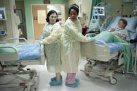 Alex Borstein (left) and Niecy Nash star as nurses in the HBO comedy series Getting On, which was modeled after the hit BBC series of the same name. Alex Borstein (left) and Niecy Nash star as nurses in the HBO comedy series Getting On, which was modeled after the hit BBC series of the same name.