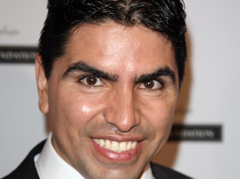 A week after Eddie "Piolín" Sotelo's show was canceled, allegations of sexual harassment have surfaced. A week after Eddie "Piolín" Sotelo's show was canceled, allegations of sexual harassment have surfaced.