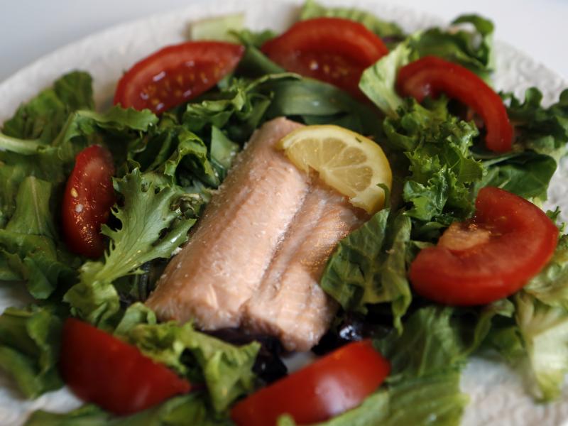 People following a 5-2 diet would eat lean protein and non-starchy vegetables two days a week. People following a 5-2 diet would eat lean protein and non-starchy vegetables two days a week.
