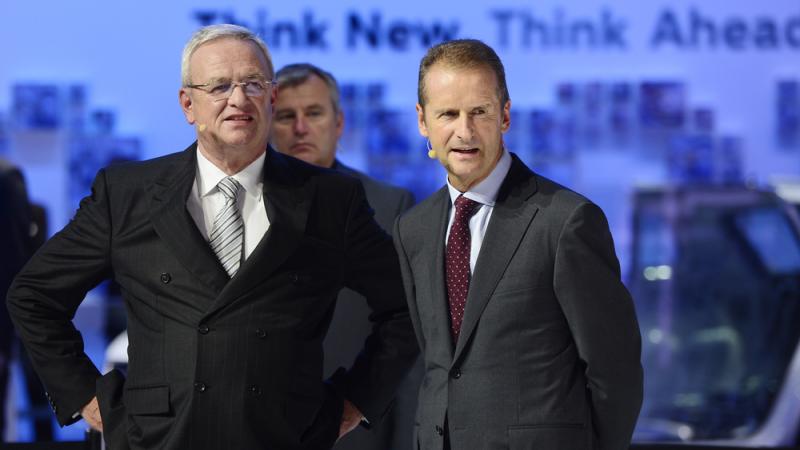 Volkswagen CEO Martin Winterkorn (left) apologized for his company's actions, saying, Volkswagen CEO Martin Winterkorn (left) apologized for his company's actions, saying,