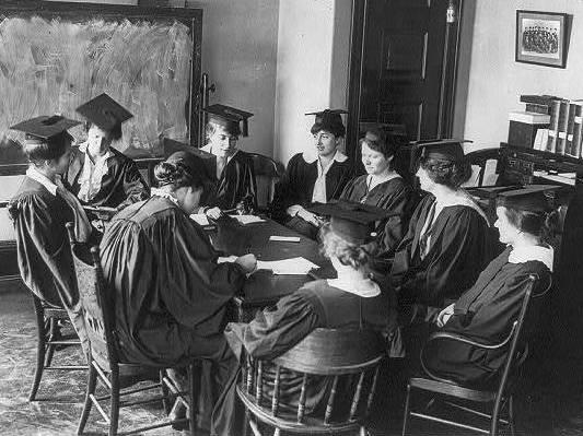 Barnard College student council in 1916 Barnard College student council in 1916