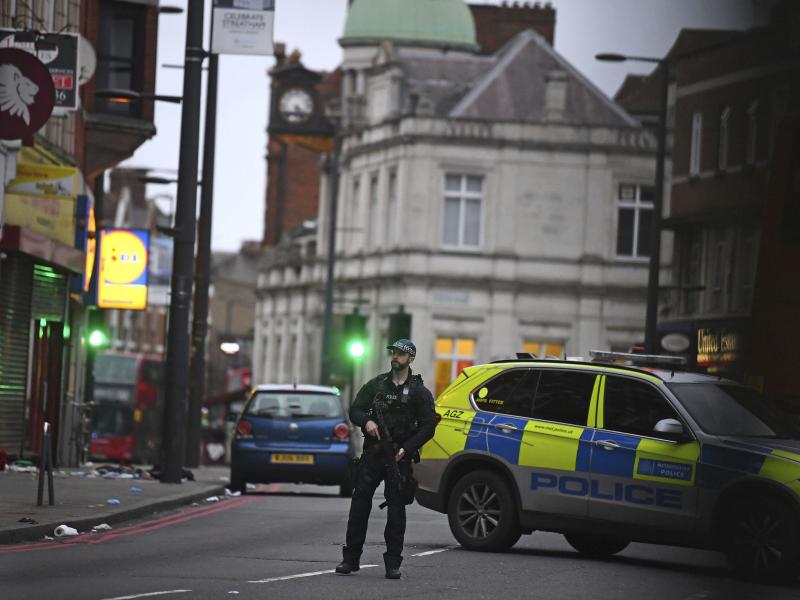 London police say officers shot and killed a suspect in a "terrorist-related" stabbing incident Sunday. London police say officers shot and killed a suspect in a "terrorist-related" stabbing incident Sunday.