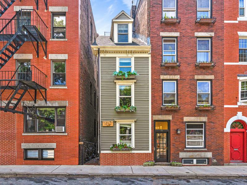 The "Skinny House" or the "Spite House" is 10 feet wide at its widest. It's been sold for $1.25 million. The "Skinny House" or the "Spite House" is 10 feet wide at its widest. It's been sold for $1.25 million.