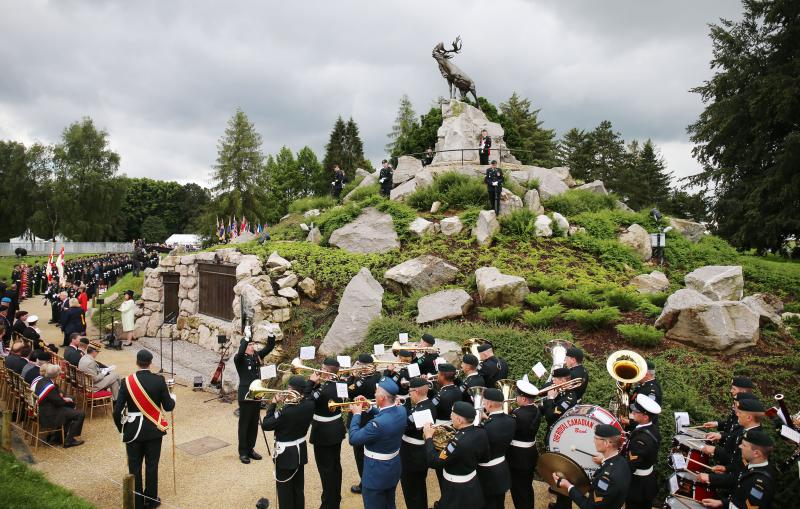A Ceremony of Remembrance, part of the Commemoration of the Centenary of the Battle of the Somme at the Commonwealth War Graves Commission Thiepval Memorial in Thiepval, where 70,000 British and Commonwealth soldiers with no known graves are commemorated. A Ceremony of Remembrance, part of the Commemoration of the Centenary of the Battle of the Somme at the Commonwealth War Graves Commission Thiepval Memorial in Thiepval, where 70,000 British and Commonwealth soldiers with no known graves are commemorated.
