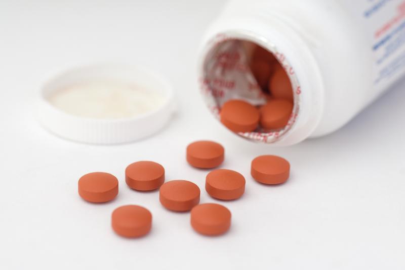 There's "currently no scientific evidence establishing a link between ibuprofen and worsening of COVID‑19," the European Medicines Agency advised Wednesday. There's "currently no scientific evidence establishing a link between ibuprofen and worsening of COVID‑19," the European Medicines Agency advised Wednesday.