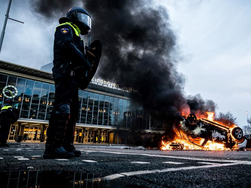 Protesters of new lockdown measures in the Netherlands burned cars and coronavirus testing sites and fought with police. Protesters of new lockdown measures in the Netherlands burned cars and coronavirus testing sites and fought with police.