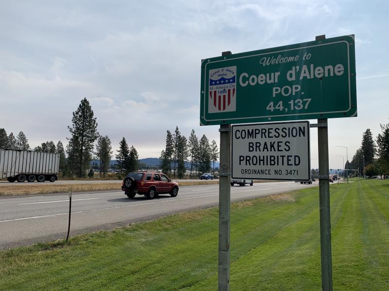 After a false rumor circulated that Antifa agitators were coming to Sandpoint and nearby Coeur d'Alene to riot and loot businesses, armed vigilantes and Second Amendment supporters gathered in downtown Coeur d'Alene, alarming some of the residents. After a false rumor circulated that Antifa agitators were coming to Sandpoint and nearby Coeur d'Alene to riot and loot businesses, armed vigilantes and Second Amendment supporters gathered in downtown Coeur d'Alene, alarming some of the residents.