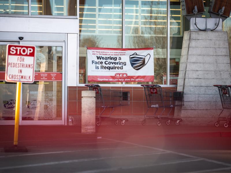 Signage requiring masks is on display outside of a H-E-B supermarket in Austin, Texas on March 3. Texas is one of the states lifting its mask mandate alongside other COVID-19 restrictions, against the warnings of public health experts. Signage requiring masks is on display outside of a H-E-B supermarket in Austin, Texas on March 3. Texas is one of the states lifting its mask mandate alongside other COVID-19 restrictions, against the warnings of public health experts.