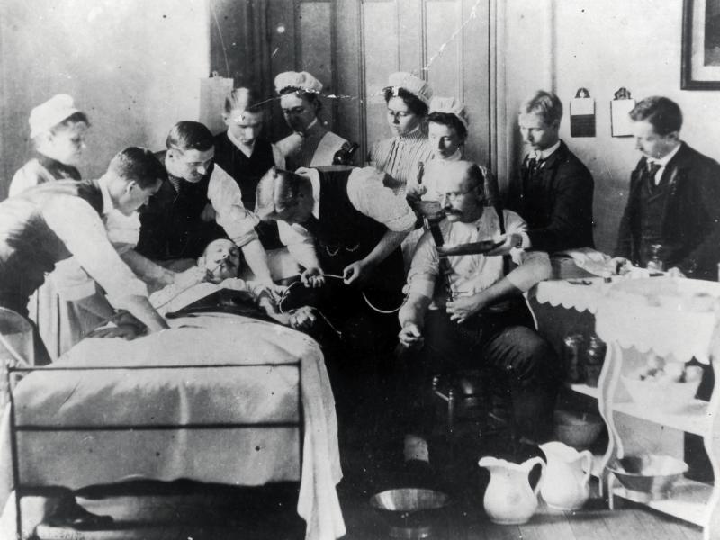 In 1876, O.G. Mason, Bellevue's official photographer, took a carefully staged photograph of a blood transfusion in progress. In 1876, O.G. Mason, Bellevue's official photographer, took a carefully staged photograph of a blood transfusion in progress.