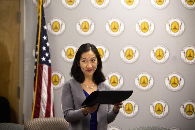 Leana Wen hands out awards to business owners for their efforts to support breastfeeding at the Baltimore City Health Department on Tuesday. Leana Wen hands out awards to business owners for their efforts to support breastfeeding at the Baltimore City Health Department on Tuesday.