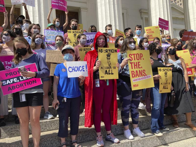 Legal experts say so-called bounty hunter bills, including the Missouri measure that would let people sue anyone they suspect of helping a resident get an abortion in another state, are most certainly unconstitutional, with little chance of withstanding l Legal experts say so-called bounty hunter bills, including the Missouri measure that would let people sue anyone they suspect of helping a resident get an abortion in another state, are most certainly unconstitutional, with little chance of withstanding l