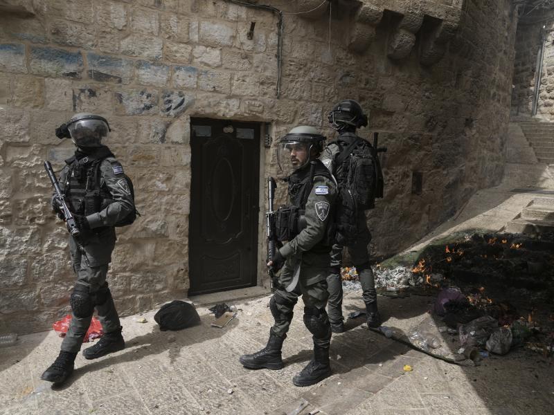 Israeli police is deployed in the Old City of Jerusalem, Sunday, April 17, 2022. Israeli police is deployed in the Old City of Jerusalem, Sunday, April 17, 2022.