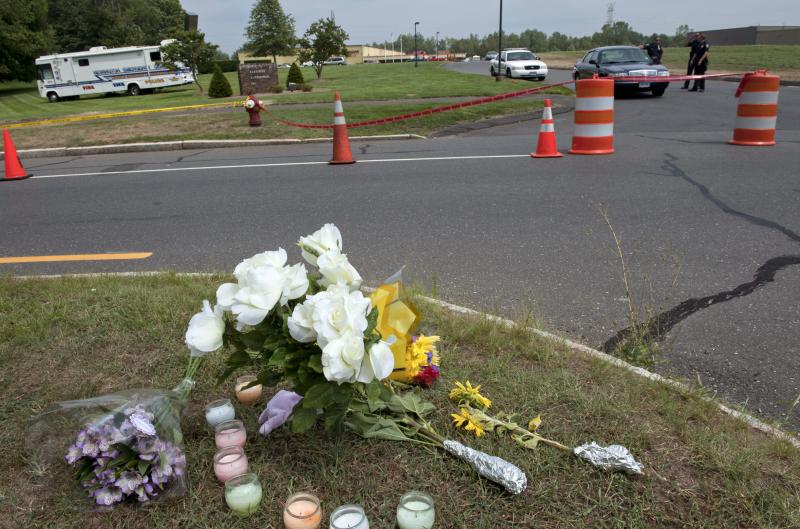 In 2010, Omar Thornton killed eight colleagues in Manchester, Conn., before killing himself. Private employers used to create their own rules about guns on their property. But over the past five years, many states have adopted laws that allow employees to In 2010, Omar Thornton killed eight colleagues in Manchester, Conn., before killing himself. Private employers used to create their own rules about guns on their property. But over the past five years, many states have adopted laws that allow employees to