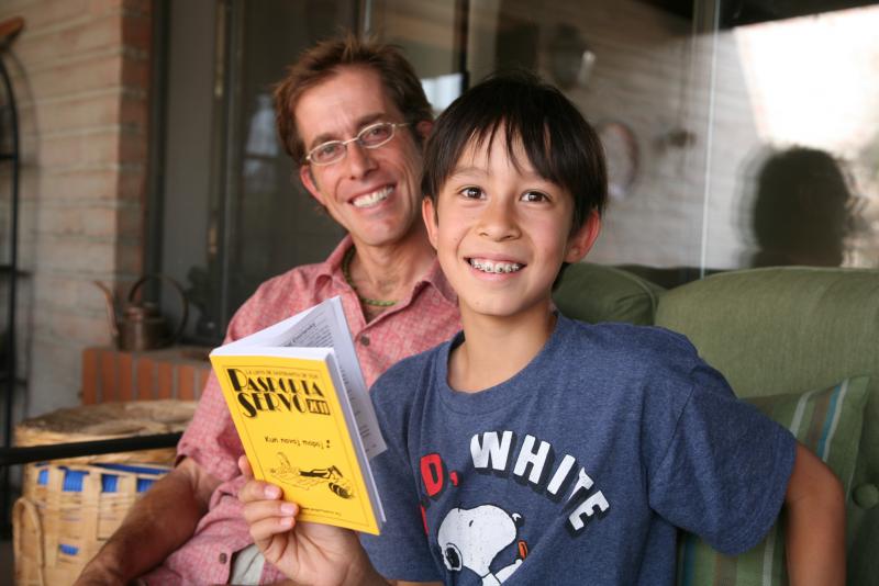 Greg Kay decided to raise his son Linken, 10, to speak Esperanto as his native tongue. When Greg was younger, he traveled around South Korea, biking between Esperanto-speaking homes. Greg Kay decided to raise his son Linken, 10, to speak Esperanto as his native tongue. When Greg was younger, he traveled around South Korea, biking between Esperanto-speaking homes.