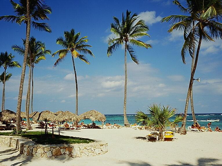 Punta Cana in the Dominican Republic is a popular vacation spot among American tourists. Federal investigators are now probing why a spate of people have died suddenly over the past year while visiting the island country. Punta Cana in the Dominican Republic is a popular vacation spot among American tourists. Federal investigators are now probing why a spate of people have died suddenly over the past year while visiting the island country.