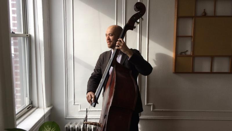Bassist Steve Whipple. Bassist Steve Whipple.
