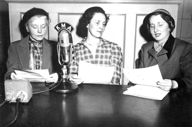 Evelyn Birkby interviews guests on her KMA radio program, Down a Country Lane, in 1951 in Shenandoah, Iowa. Evelyn Birkby interviews guests on her KMA radio program, Down a Country Lane, in 1951 in Shenandoah, Iowa.