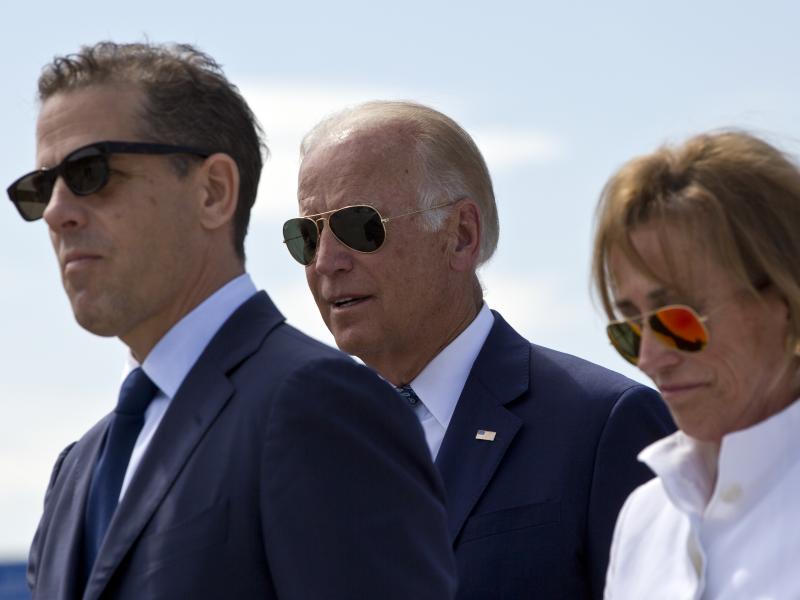 Joe Biden, center, his son Hunter Biden and his sister Valerie Biden Owens in 2016. Hunter Biden is the subject of a new GOP report. Joe Biden, center, his son Hunter Biden and his sister Valerie Biden Owens in 2016. Hunter Biden is the subject of a new GOP report.