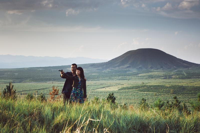 Chinese director Jia Zhangke continues his storied career with the gangster film Ash Is Purest White. Chinese director Jia Zhangke continues his storied career with the gangster film Ash Is Purest White.
