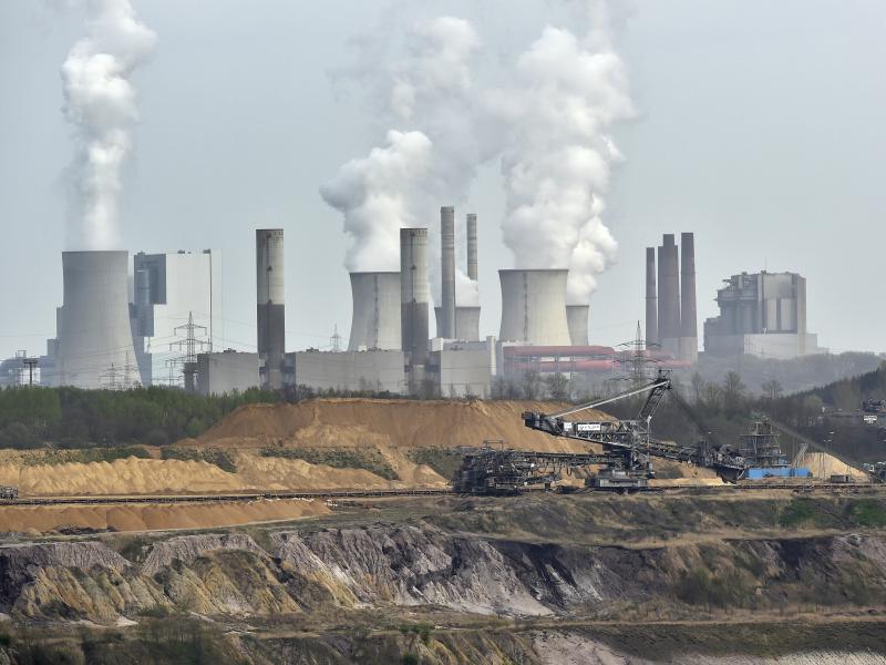 The Garzweiler coal mine and power plant near the city of Grevenbroich in western Germany. Plans to expand an open-pit brown coal mine in the eastern German village of Pödelwitz have prompted protests. The Garzweiler coal mine and power plant near the city of Grevenbroich in western Germany. Plans to expand an open-pit brown coal mine in the eastern German village of Pödelwitz have prompted protests.