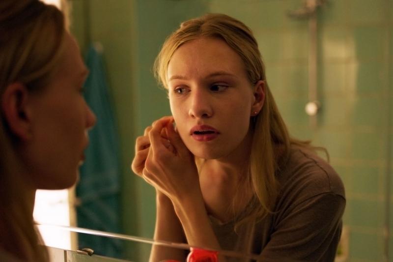 Victor Polste, a young cisgender man, plays the role of a transgender woman in Girl. Victor Polste, a young cisgender man, plays the role of a transgender woman in Girl.