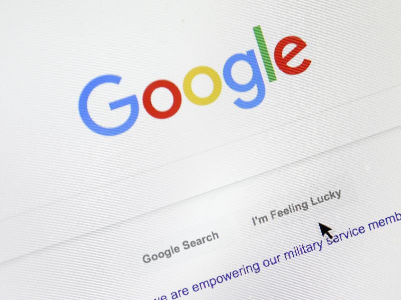 The Justice Department alleges Google has an illegal monopoly in search, setting up the biggest confrontation with a tech giant in more than 20 years. The Justice Department alleges Google has an illegal monopoly in search, setting up the biggest confrontation with a tech giant in more than 20 years.