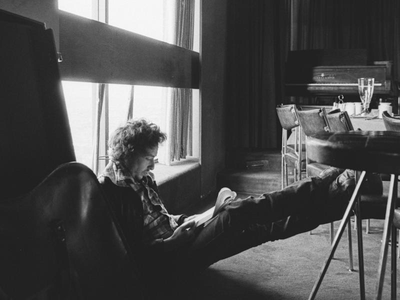Bob Dylan, pictured in 1974, while working on what would become Blood on the Tracks. Bob Dylan, pictured in 1974, while working on what would become Blood on the Tracks.