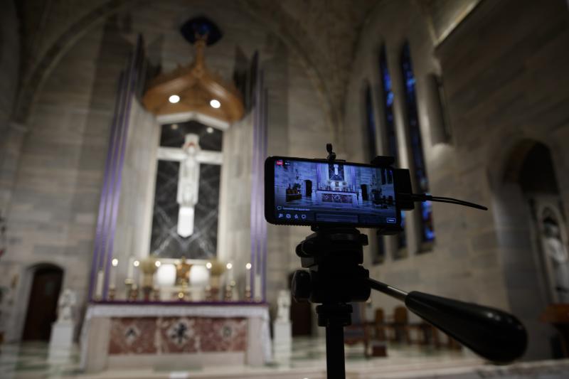The Saint Ann Catholic Church in Washington, D.C., on Sunday night set up a livestream of a Eucharistic Adoration service on Sunday, March 29. The Saint Ann Catholic Church in Washington, D.C., on Sunday night set up a livestream of a Eucharistic Adoration service on Sunday, March 29.