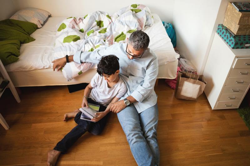 Giving dads a task — in this case, reading — seemed to suit them better than the kind of parenting classes favored by moms. Giving dads a task — in this case, reading — seemed to suit them better than the kind of parenting classes favored by moms.