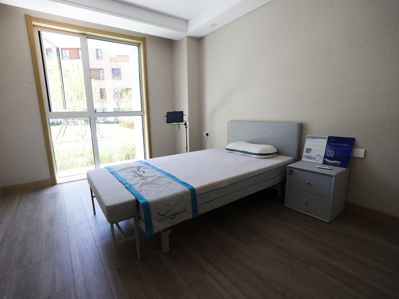 Unvaccinated people who arrive in China for the Beijing Olympcs will face isolation in a mandatory three-week quarantine. Here, a room is seen in the athletes village in Zhangjiakou, China. Unvaccinated people who arrive in China for the Beijing Olympcs will face isolation in a mandatory three-week quarantine. Here, a room is seen in the athletes village in Zhangjiakou, China.