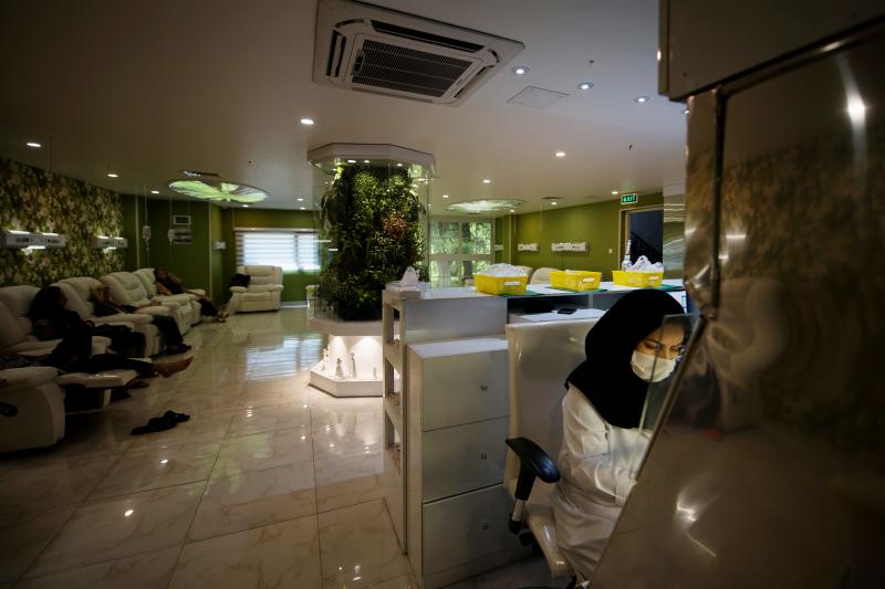 Cancer patients receive chemotherapy treatment at Roshana Cancer Center, a private clinic in western Tehran. Cancer patients receive chemotherapy treatment at Roshana Cancer Center, a private clinic in western Tehran.