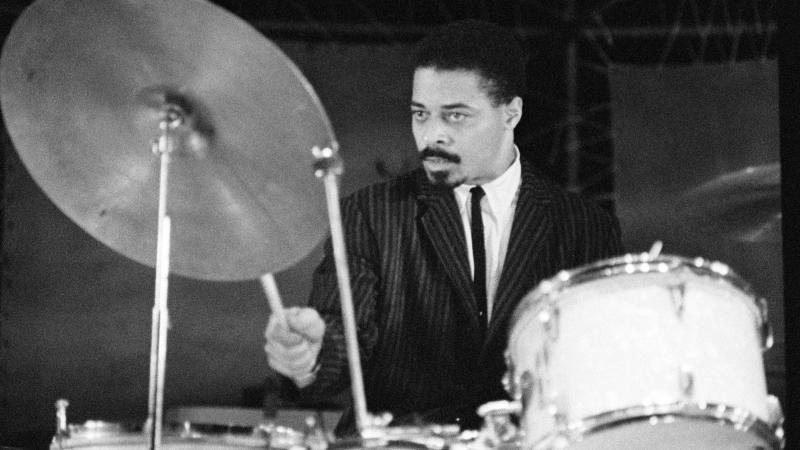 Jimmy Cobb was the last surviving member of what's often called Miles Davis' First Great Sextet. Jimmy Cobb was the last surviving member of what's often called Miles Davis' First Great Sextet.