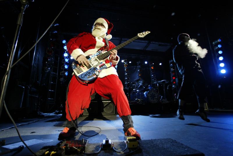 Red Hot Chili Peppers Perform At Snowboard Grand Prix Red Hot Chili Peppers Perform At Snowboard Grand Prix