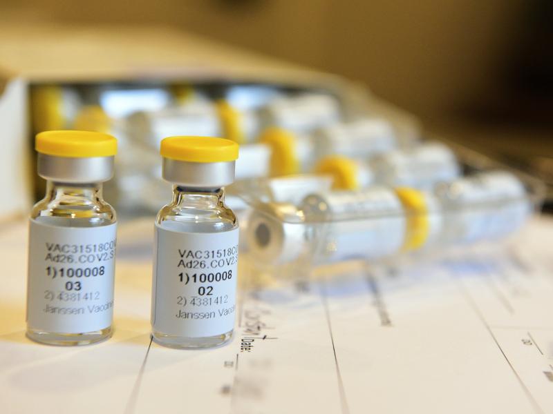 The phase 3 trial of Johnson & Johnson's COVID-19 vaccine candidate has been paused as the company investigates what it says is a study participant's "unexplained illness." The phase 3 trial of Johnson & Johnson's COVID-19 vaccine candidate has been paused as the company investigates what it says is a study participant's "unexplained illness."
