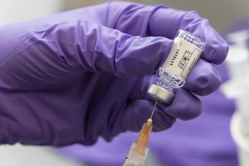 Government health officials are recommending a "pause" in vaccinations with the Johnson & Johnson COVID-19 vaccine. Government health officials are recommending a "pause" in vaccinations with the Johnson & Johnson COVID-19 vaccine.