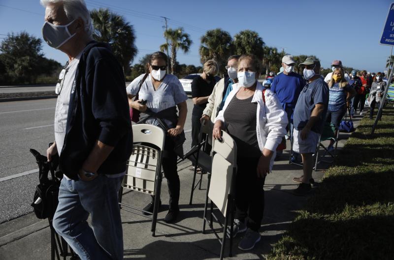 Long lines and computer isues are making it more difficult for some people to get the vaccine. These Floridians hope to snag one of 800 doses available at a vaccine site in Fort Myers. Long lines and computer isues are making it more difficult for some people to get the vaccine. These Floridians hope to snag one of 800 doses available at a vaccine site in Fort Myers.