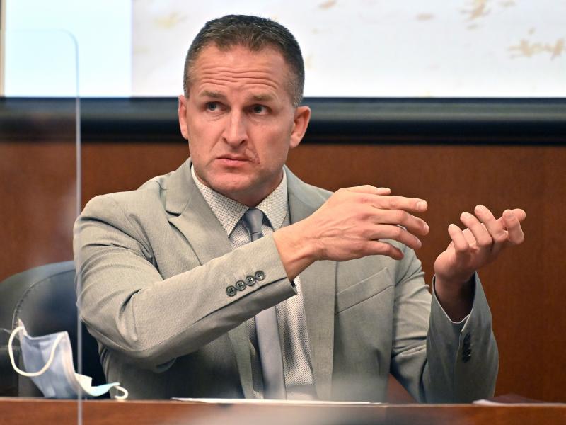 Former Louisville police officer Brett Hankison testifies about seeing a subject in a firing stance in the apartment. Former Louisville police officer Brett Hankison testifies about seeing a subject in a firing stance in the apartment.