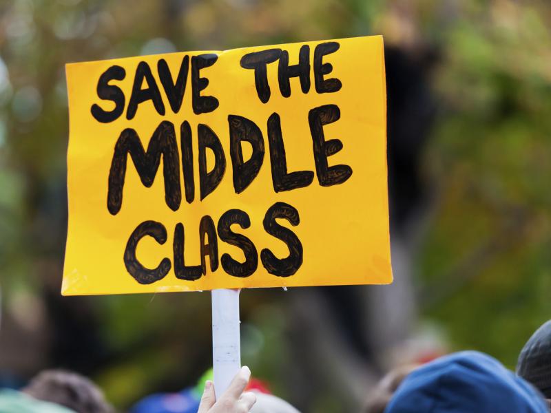 More than 80 percent of the people getting federal subsidies to defray the cost of their monthly health insurance premiums have jobs, statistics suggest. And many are middle class. More than 80 percent of the people getting federal subsidies to defray the cost of their monthly health insurance premiums have jobs, statistics suggest. And many are middle class.