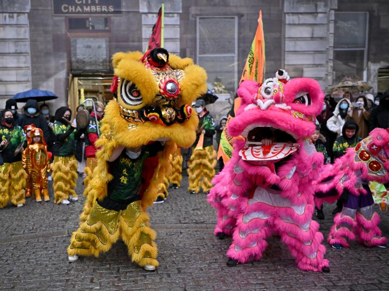 Members of the Scottish Chinese community take part in Edinburgh Chinese New Year Festival on Monday in Scotland. Chinese New Year in Edinburgh has become one of the largest celebrations of its kind in Scotland. Members of the Scottish Chinese community take part in Edinburgh Chinese New Year Festival on Monday in Scotland. Chinese New Year in Edinburgh has become one of the largest celebrations of its kind in Scotland.