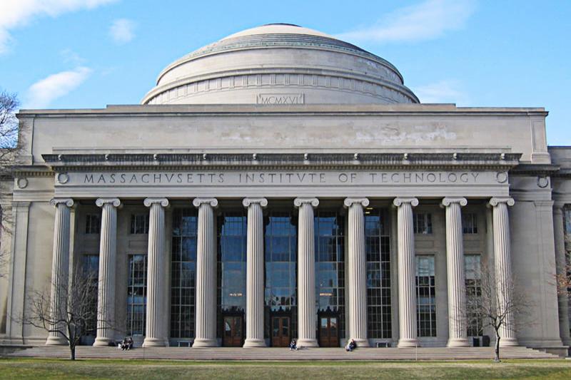 A lawsuit headed to trial in September alleges that MIT ignored the advice of its own consultants and allowed Fidelity to pack the university's retirement plan with high-fee investment funds. A lawsuit headed to trial in September alleges that MIT ignored the advice of its own consultants and allowed Fidelity to pack the university's retirement plan with high-fee investment funds.