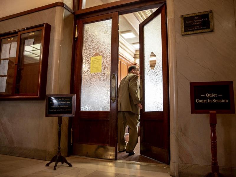 R. Alan Pritchard, one of two attorneys for Methodist Le Bonheur Healthcare, heads into Shelby County General Sessions Court Wednesday in Memphis. He asked the court to drop more than two dozen cases as the hospital reviews its collection policies. R. Alan Pritchard, one of two attorneys for Methodist Le Bonheur Healthcare, heads into Shelby County General Sessions Court Wednesday in Memphis. He asked the court to drop more than two dozen cases as the hospital reviews its collection policies.