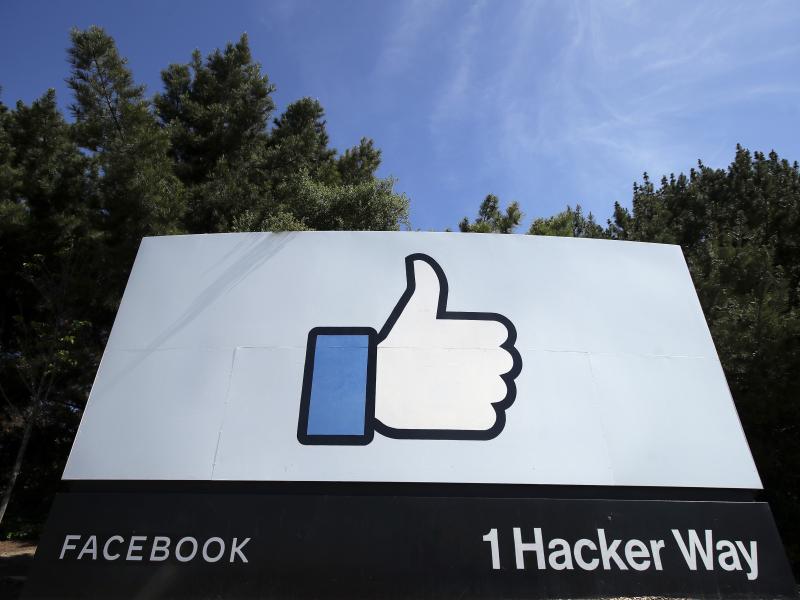 Facebook said that if COVID-19 numbers in Menlo Park, Calif., the home of its headquarters, continue to decline, up to 10% of its workforce can go back to the office on May 10. Facebook said that if COVID-19 numbers in Menlo Park, Calif., the home of its headquarters, continue to decline, up to 10% of its workforce can go back to the office on May 10.